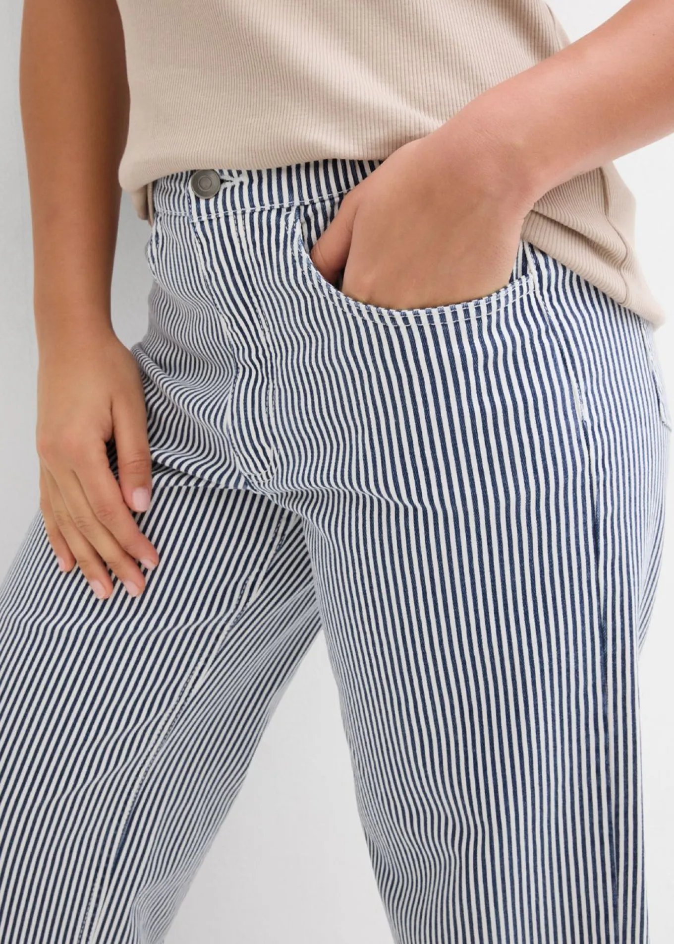 Pantalón de sarga con cintura cómoda