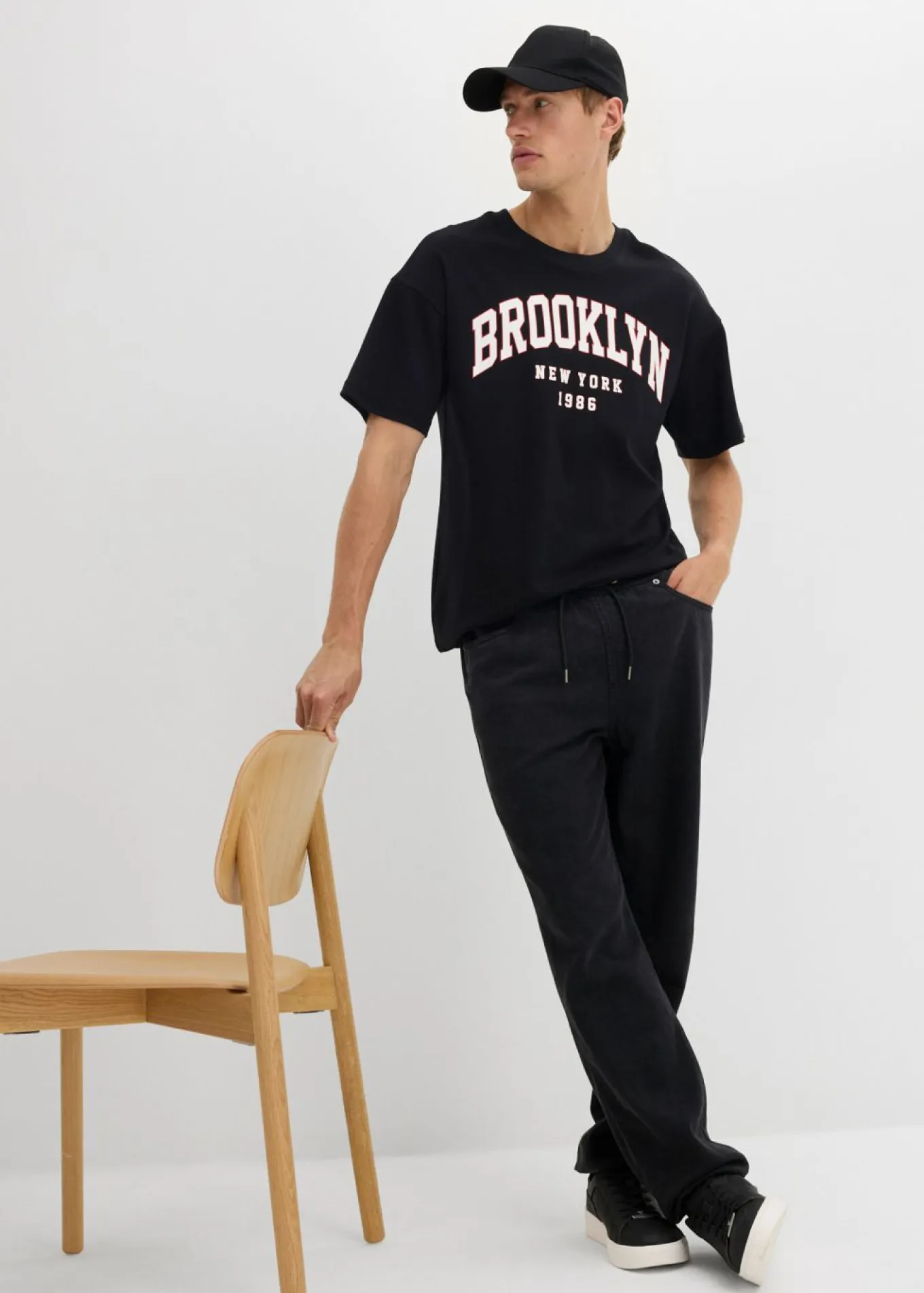 Pantalón de sarga de algodón puro de sarga con corte relajado y tapered