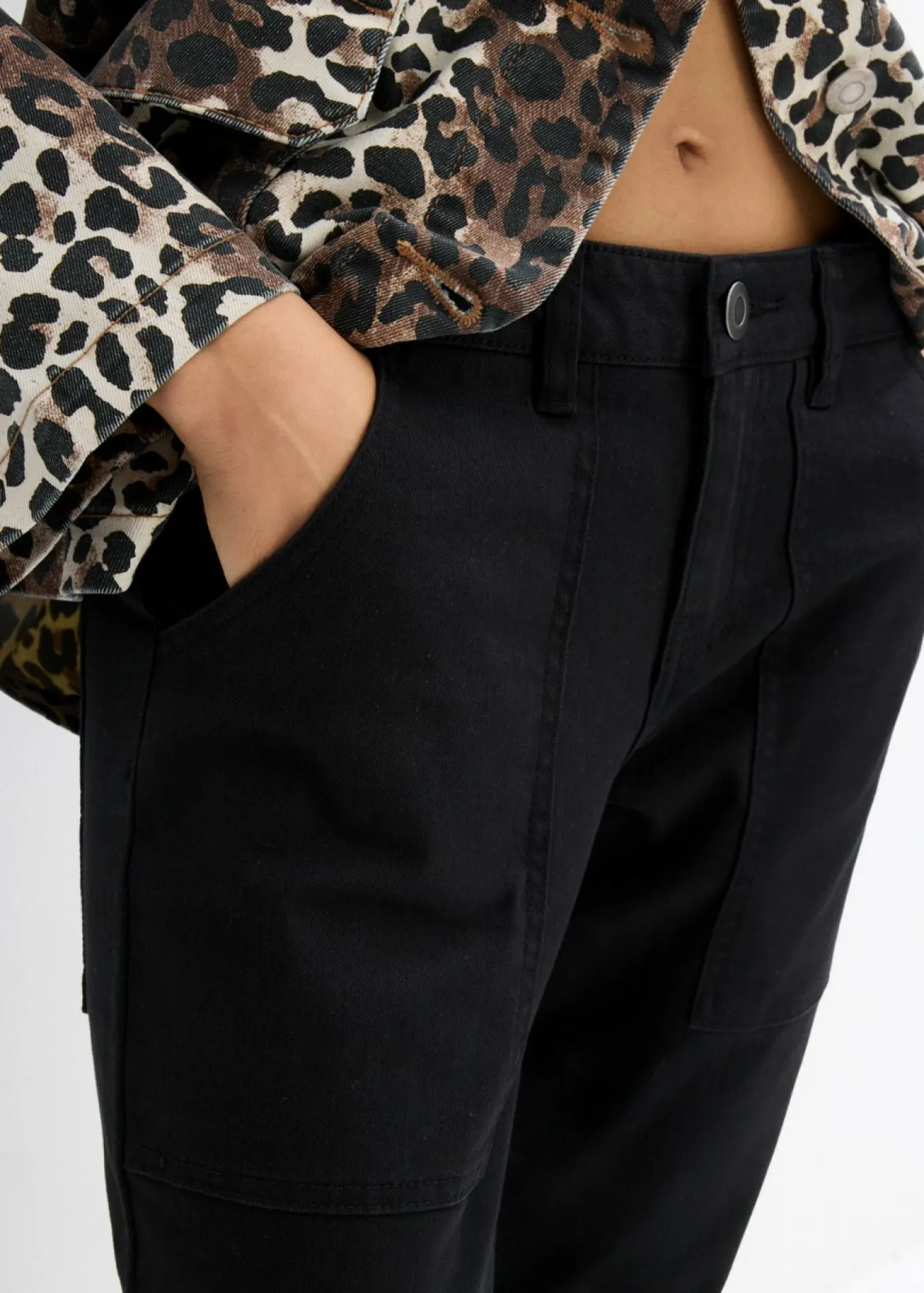 Pantalón de sarga en mezcla de algodón elástico