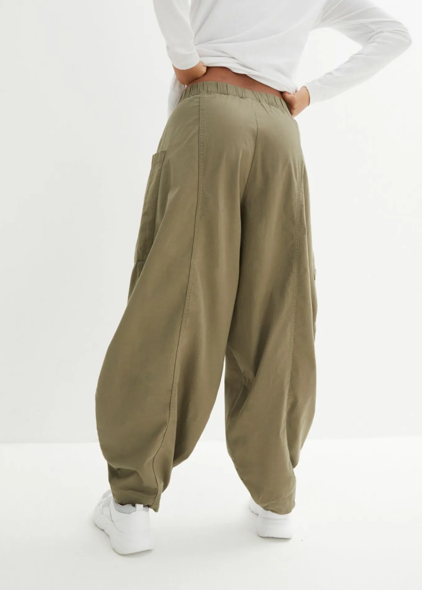 Pantalón de sarga ligero, ajuste bombacho