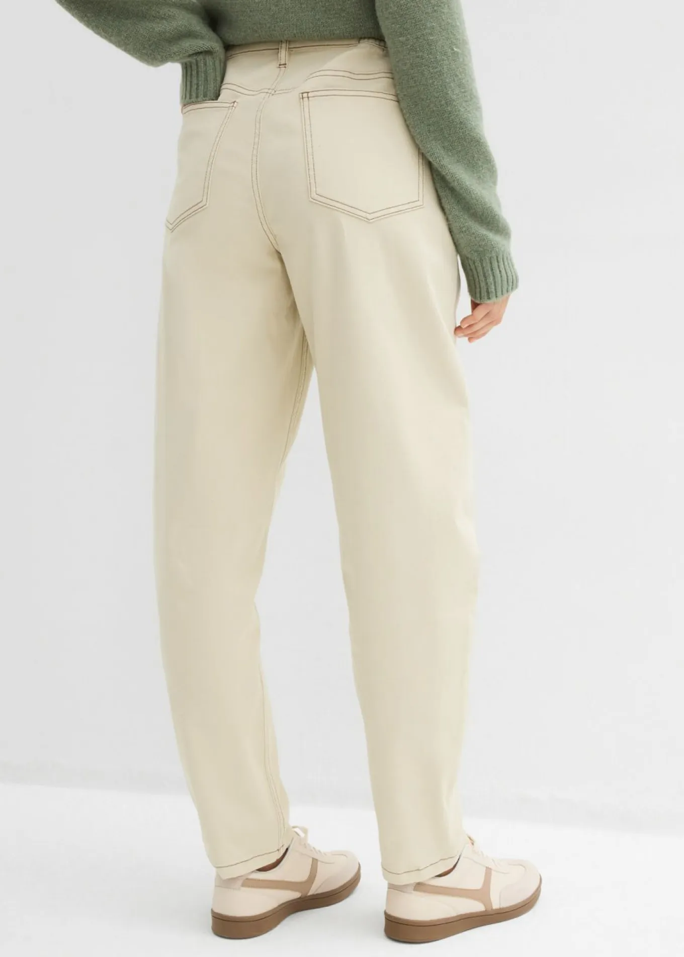 Pantalón de sarga tipo barrel