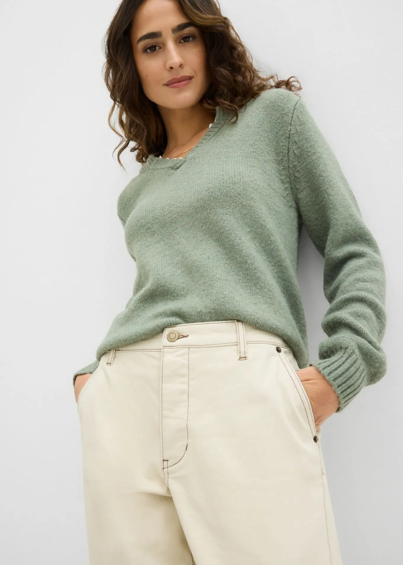 Pantalón de sarga tipo barrel