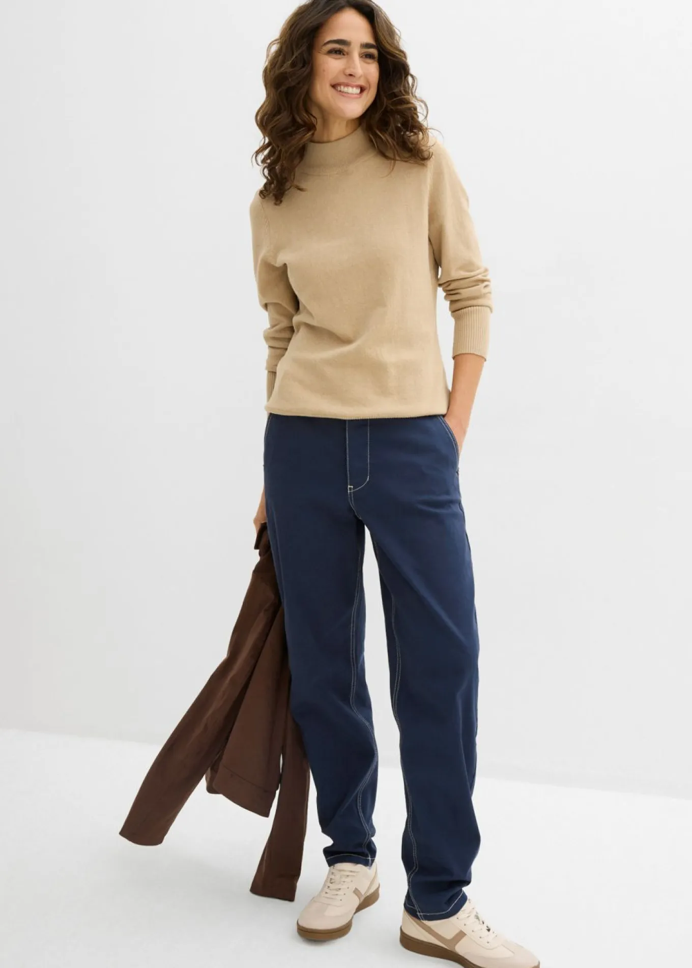 Pantalón de sarga tipo barrel