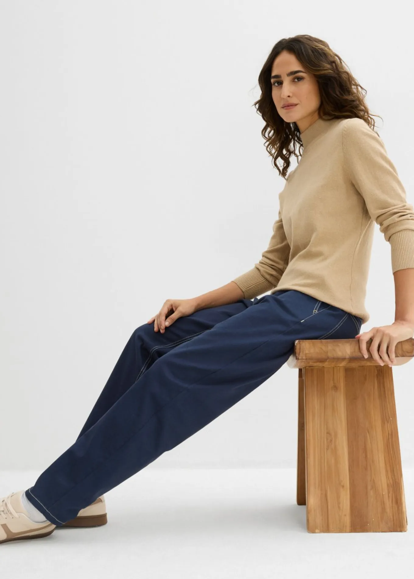 Pantalón de sarga tipo barrel