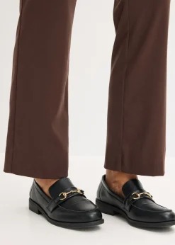 Pantalón de traje con aberturas