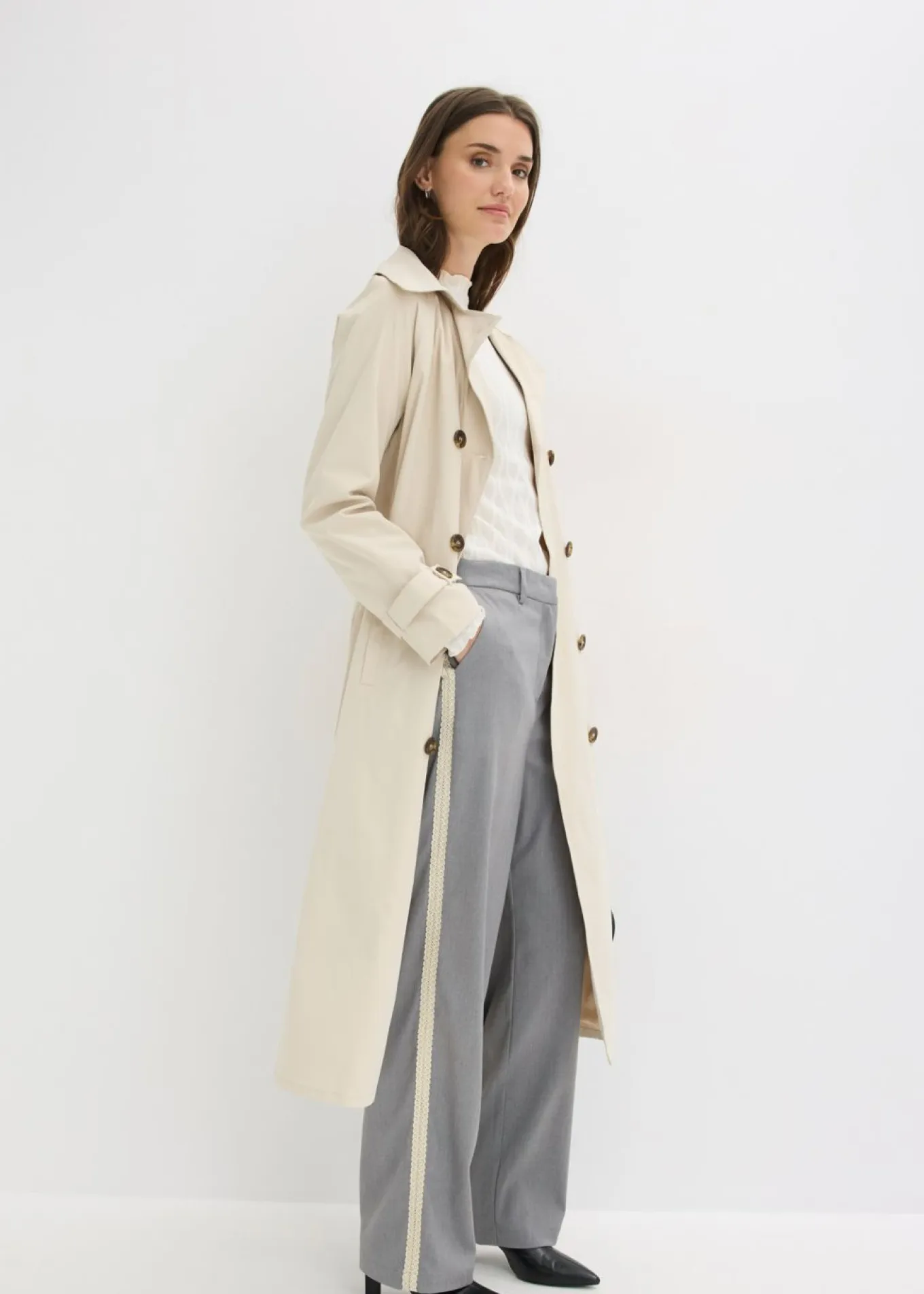 Pantalón de traje con cinturilla cómoda