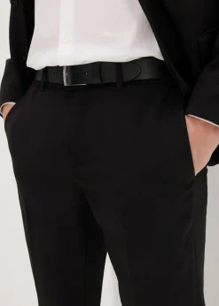 Pantalón de traje con corte entallado