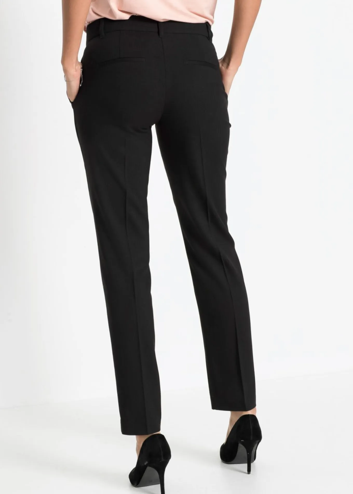 Pantalón de traje con pinzas