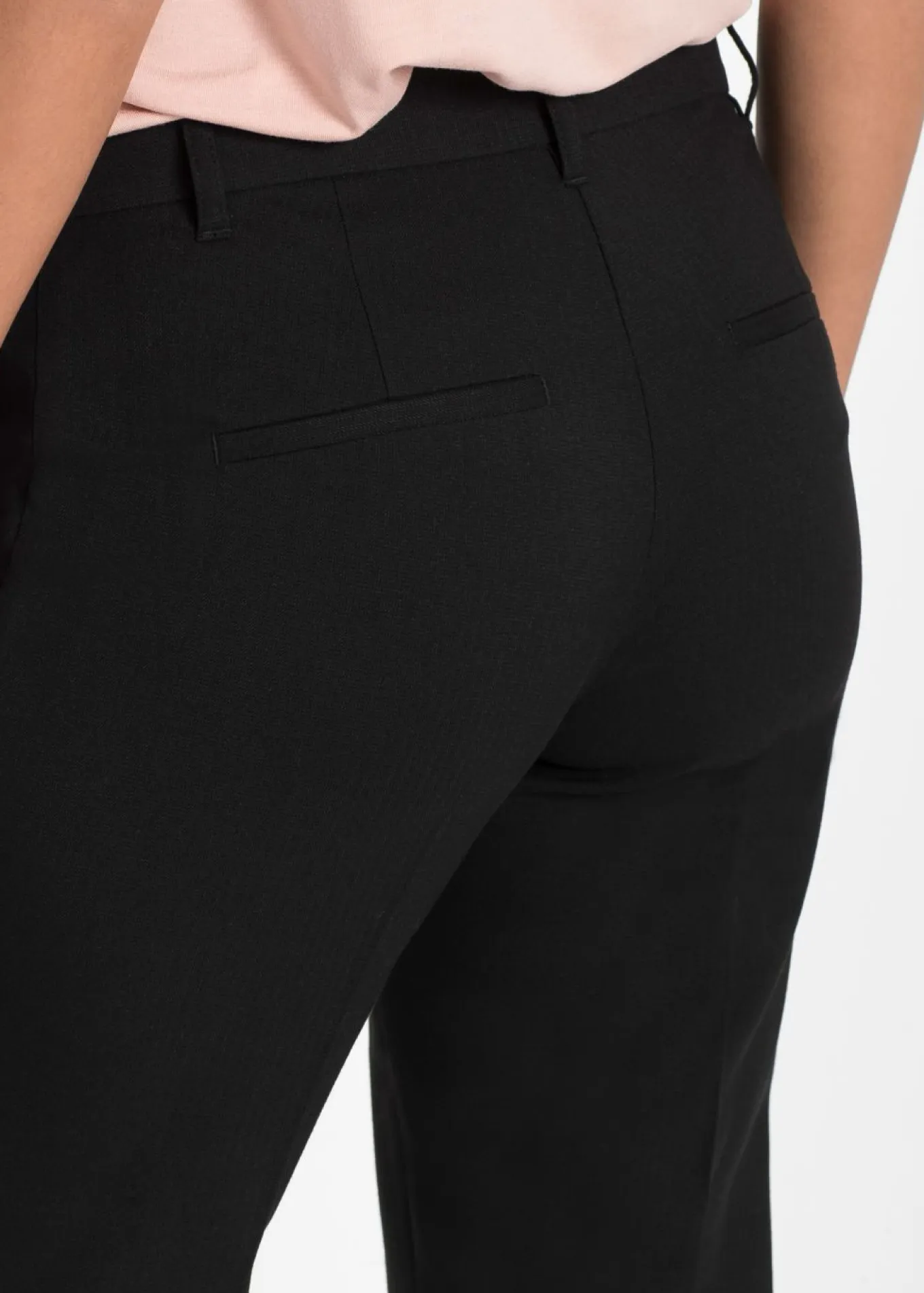 Pantalón de traje con pinzas