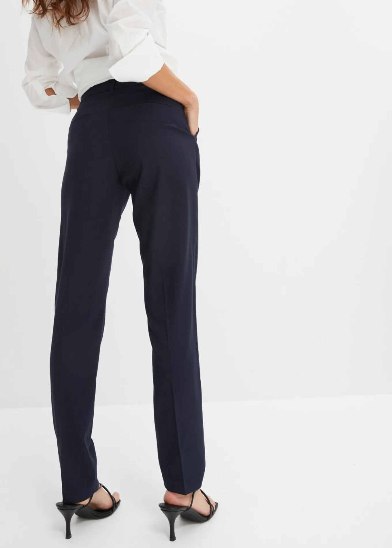 Pantalón de traje con pinzas