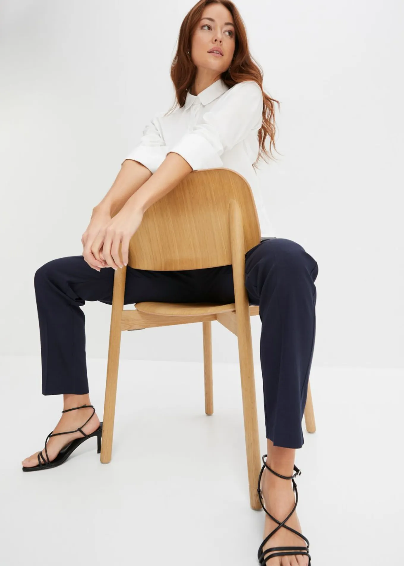 Pantalón de traje con pinzas