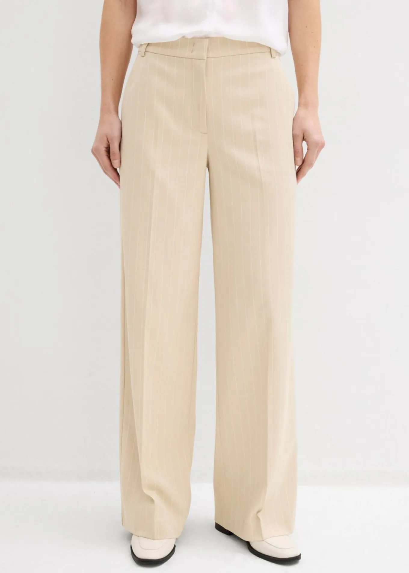 Pantalón de traje con rayas