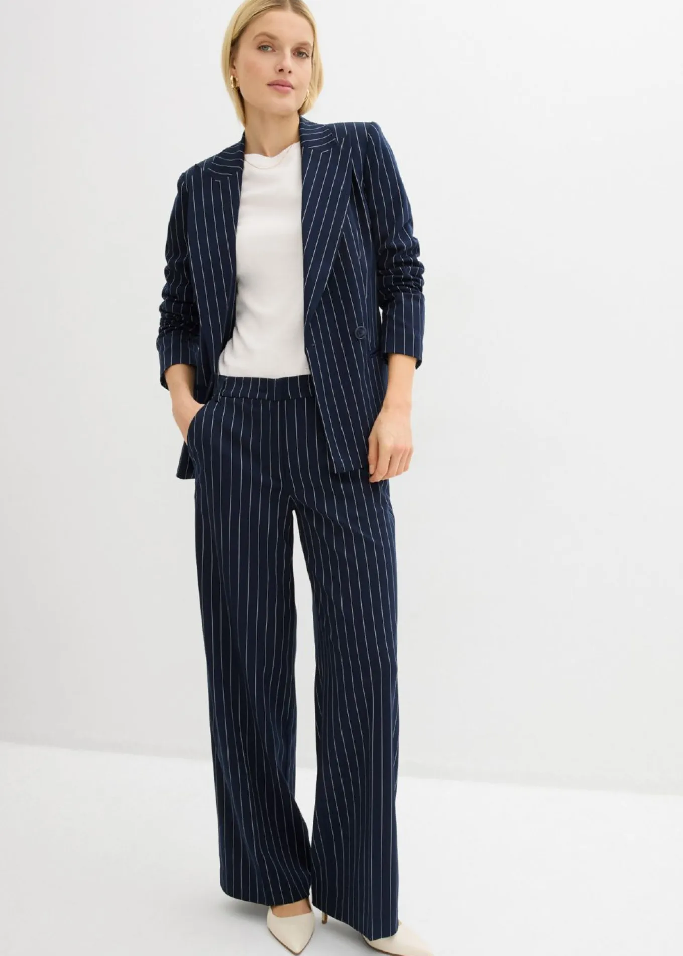 Pantalón de traje con rayas