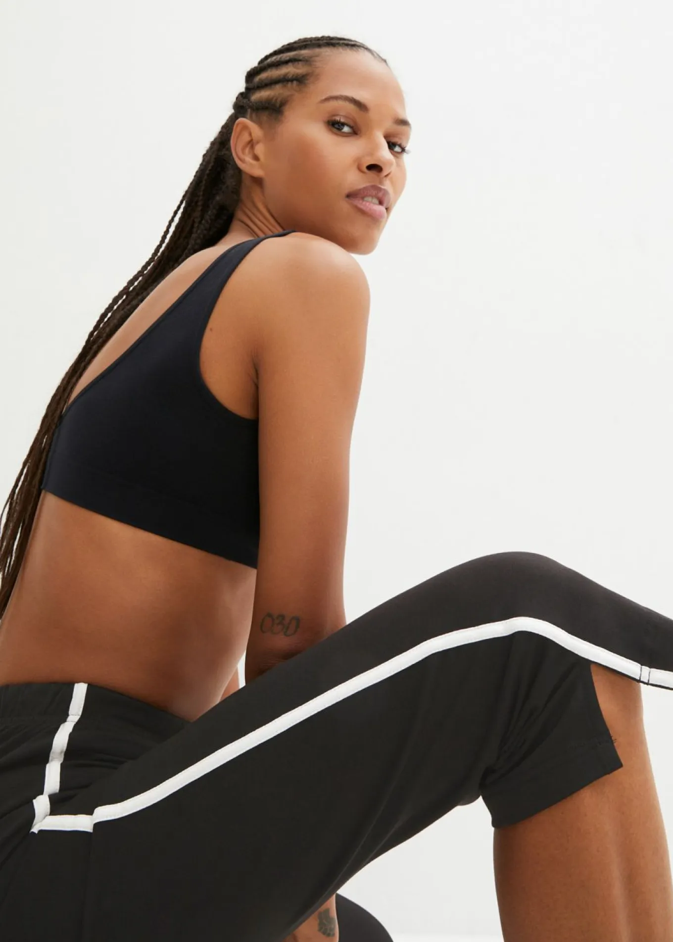Pantalón deportivo capri