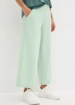 Pantalón deportivo con pernera ancha y material de secado rápido