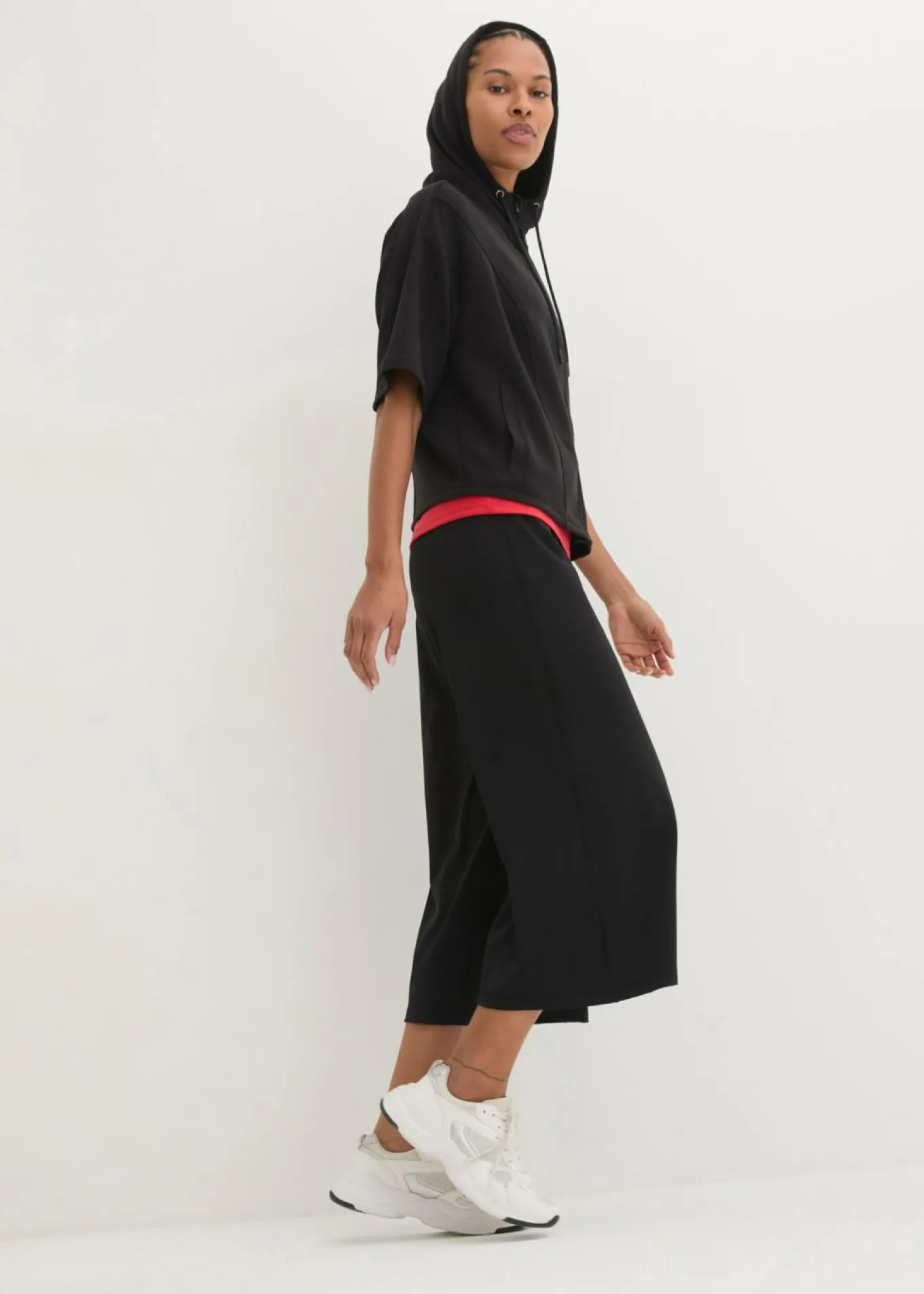 Pantalón deportivo hasta la pantorrilla de material de secado rápido