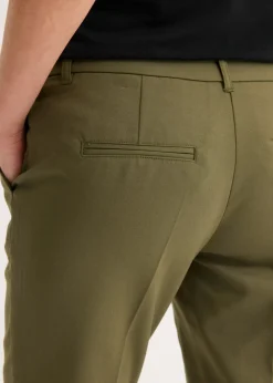 Pantalón ejecutivo de largo capri