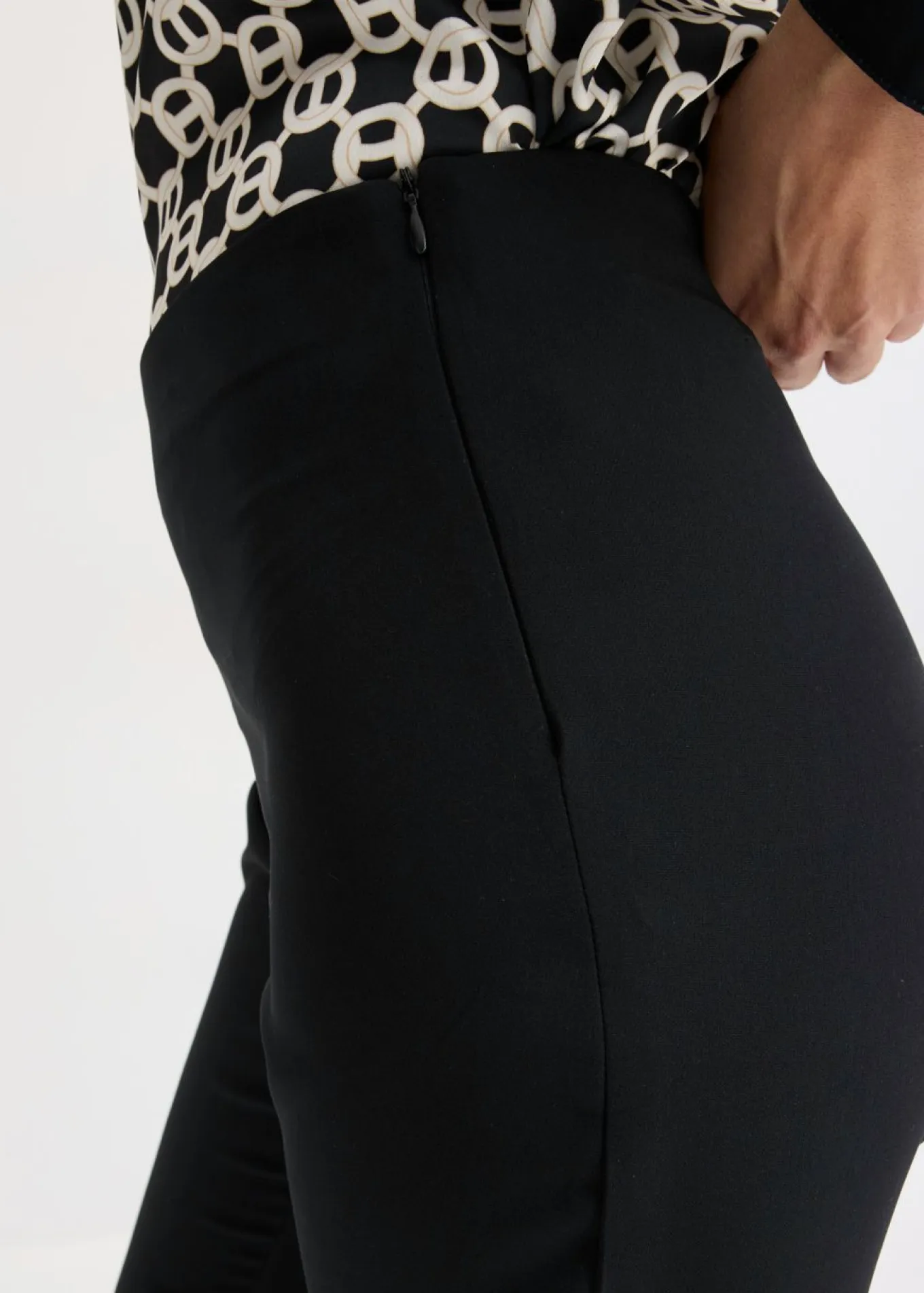 Pantalón elástico
