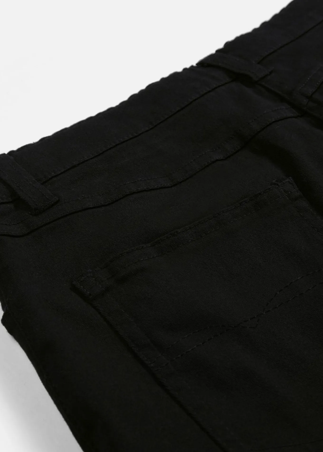 Pantalón elástico
