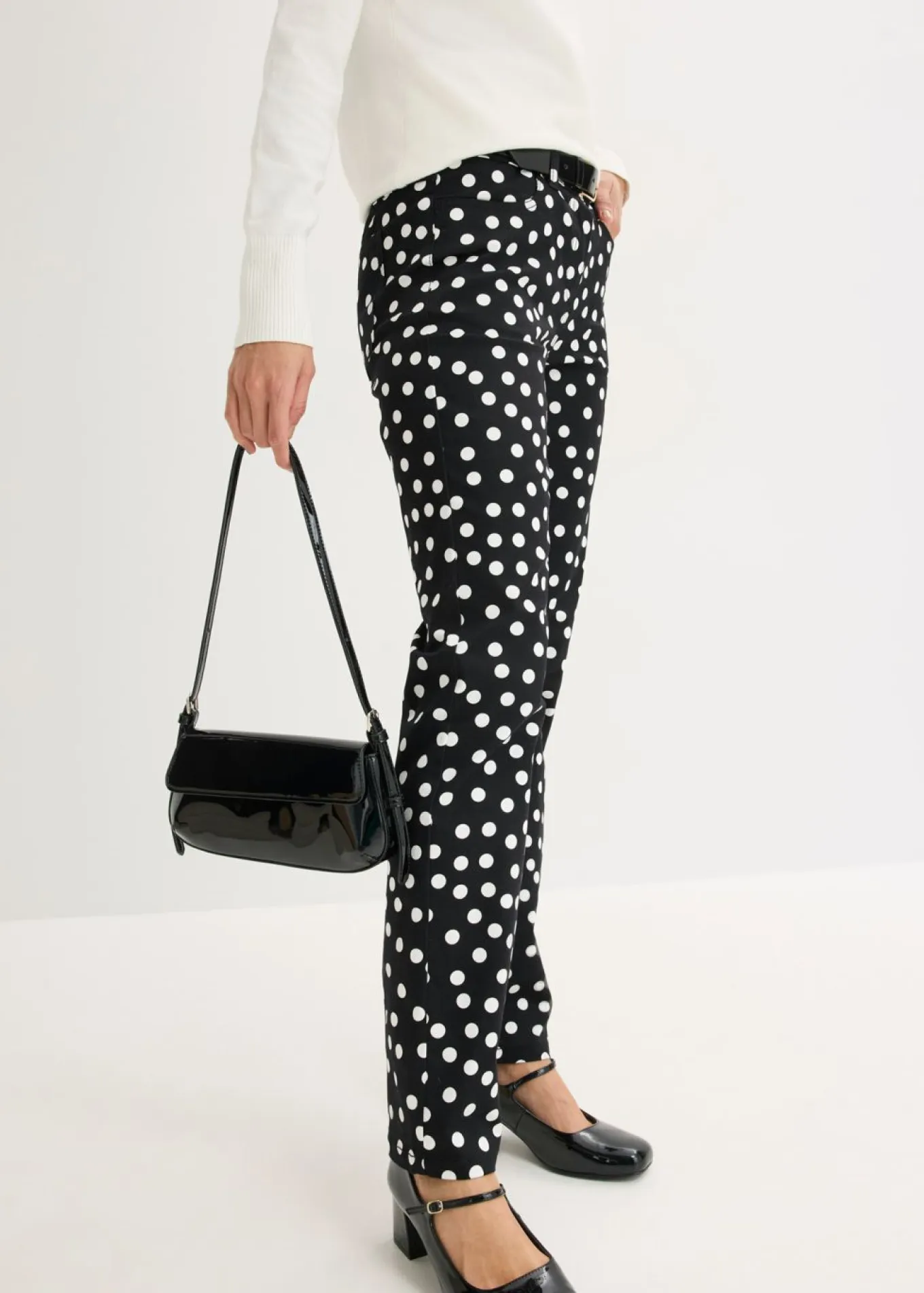Pantalón elástico 5 bolsillos