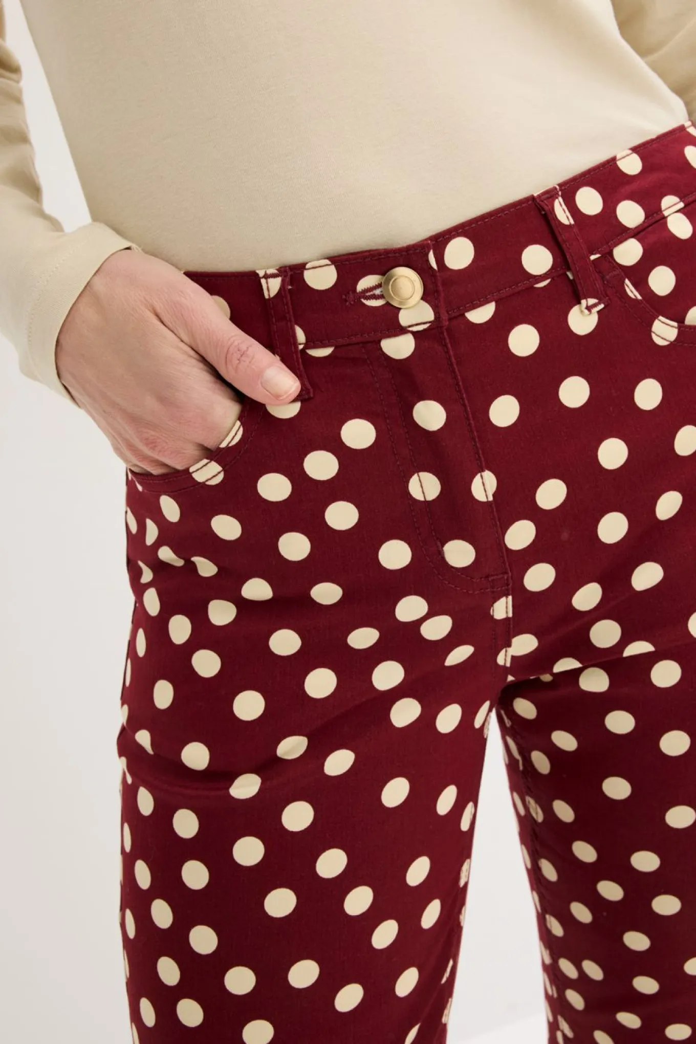 Pantalón elástico 5 bolsillos