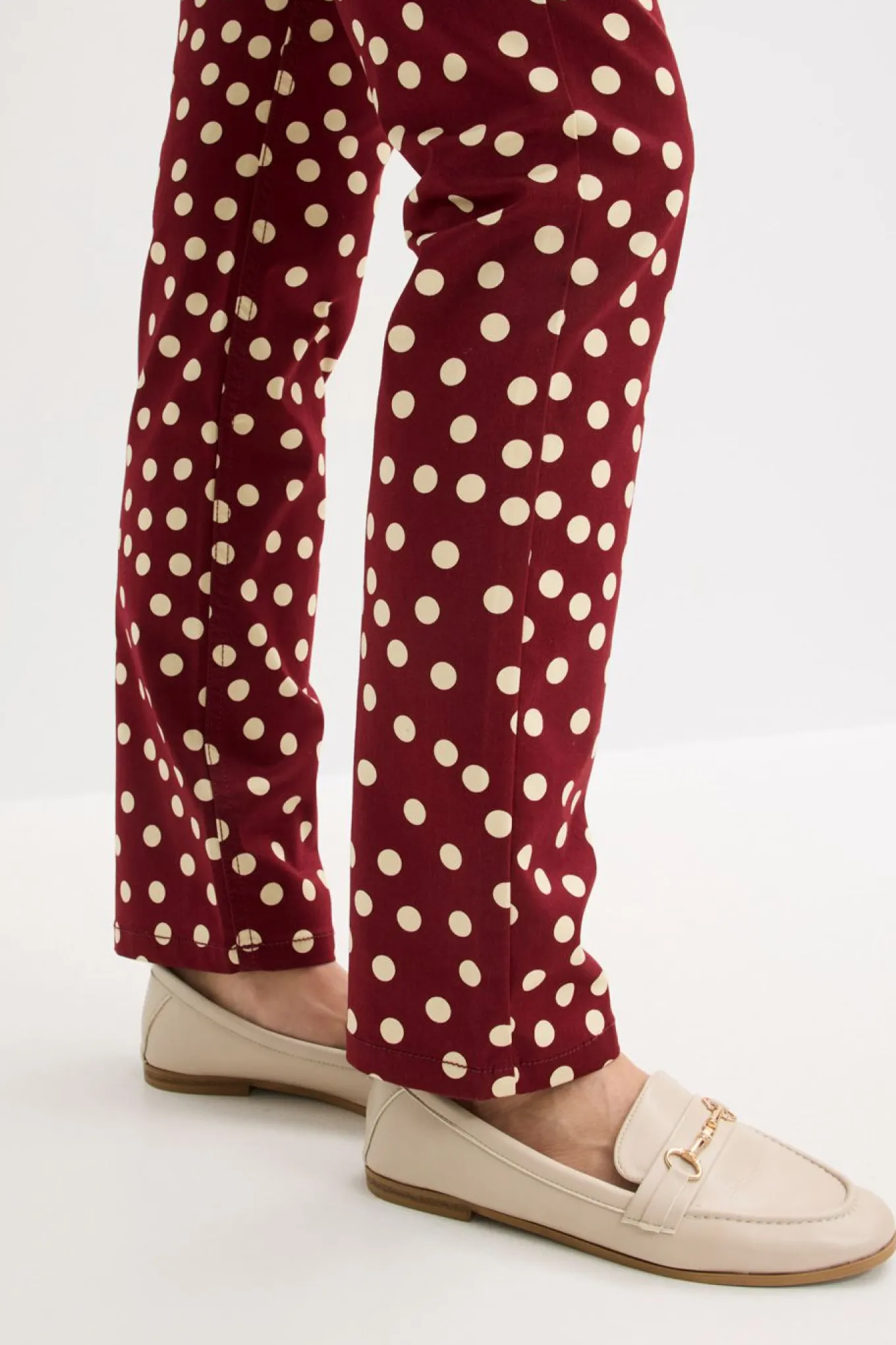 Pantalón elástico 5 bolsillos