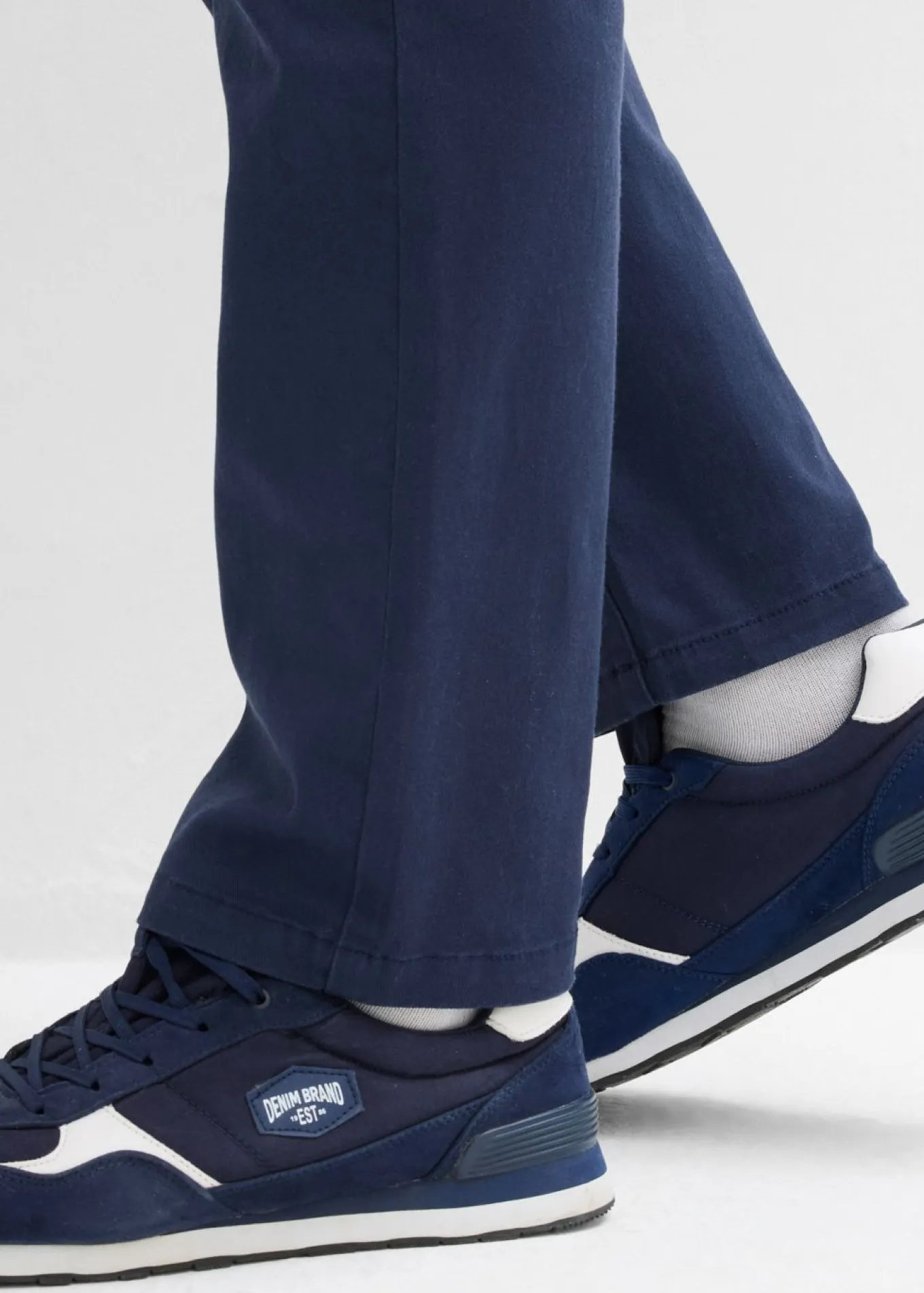 Pantalón elástico, classic fit, straight