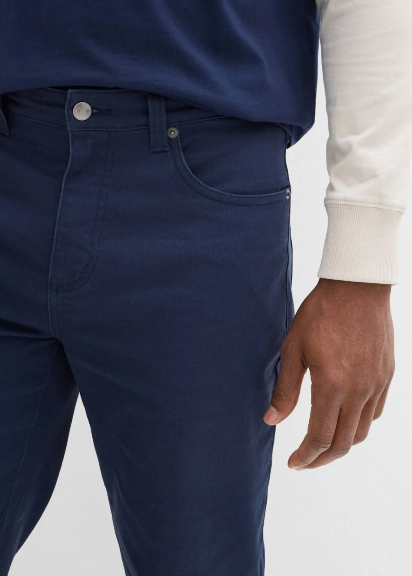 Pantalón elástico, classic fit, straight