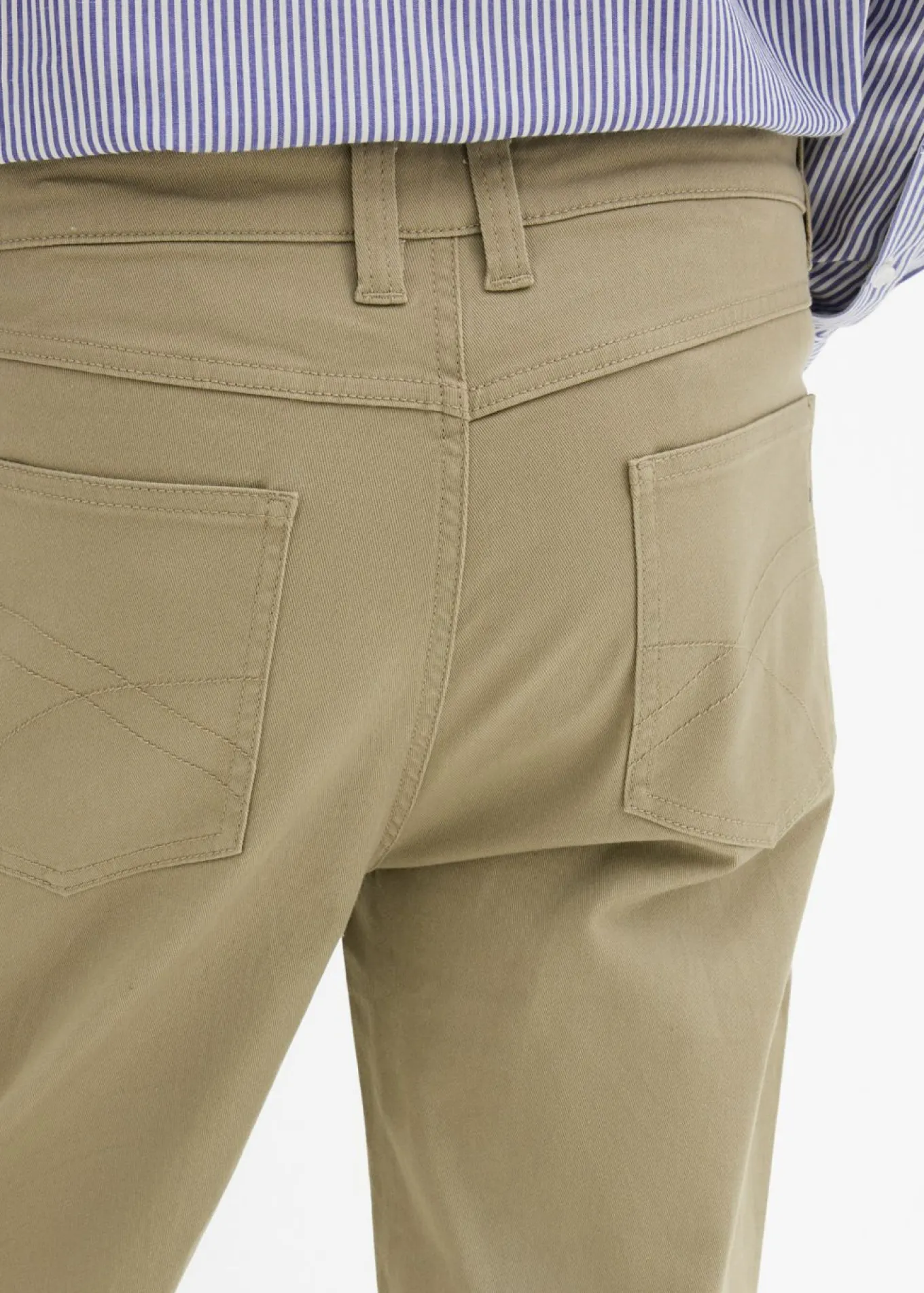 Pantalón elástico, classic fit, straight