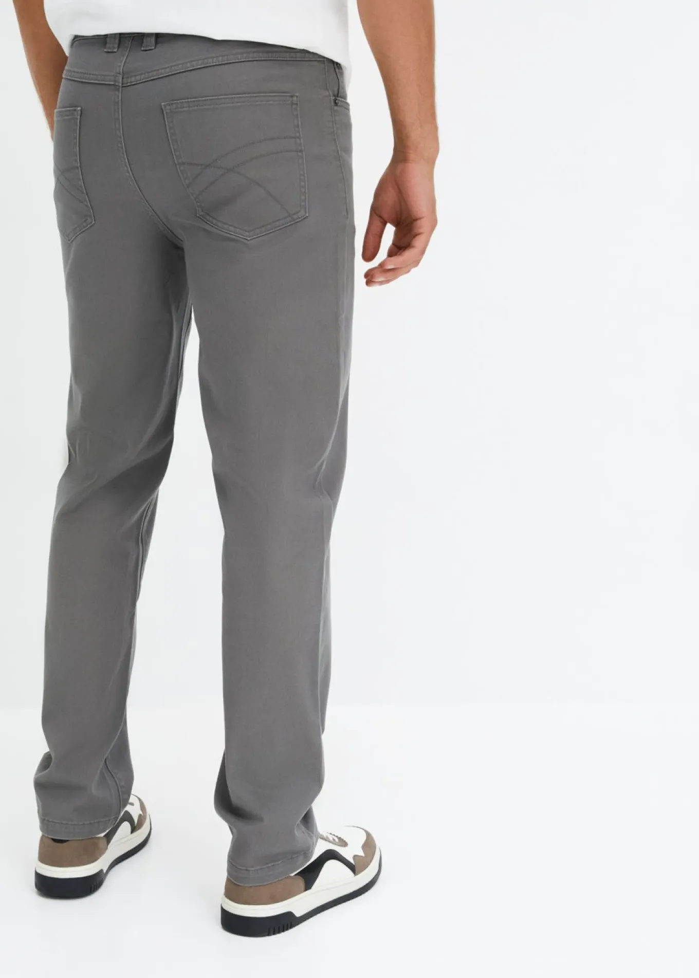 Pantalón elástico, classic fit, straight