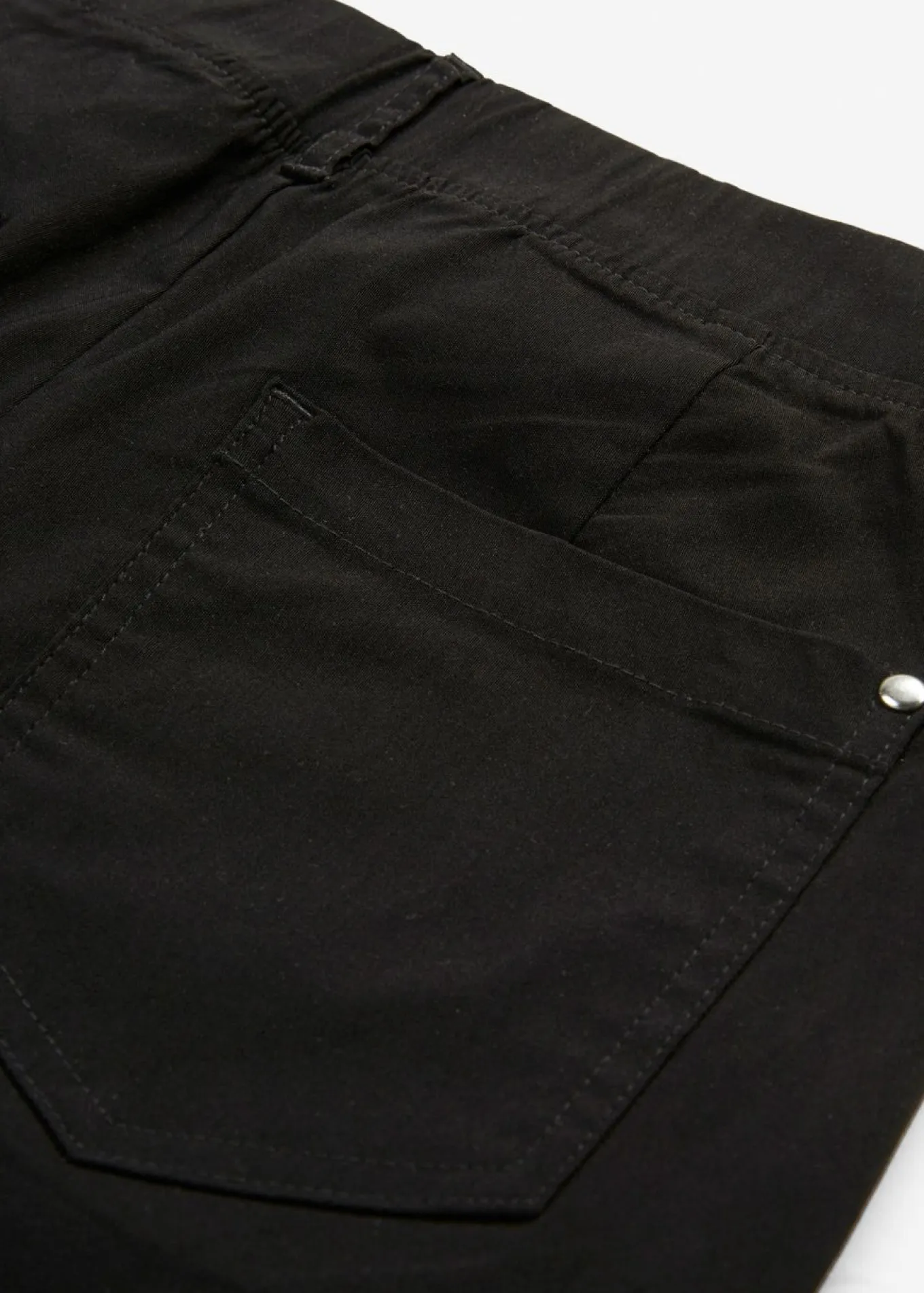 Pantalón elástico con cintura antideslizante