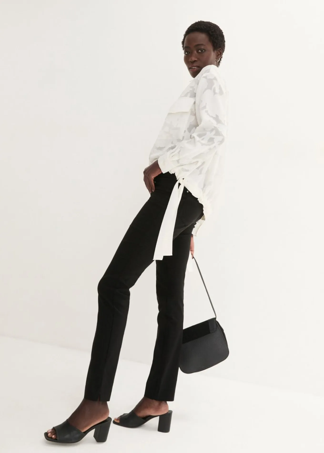 Pantalón elástico con cintura antideslizante