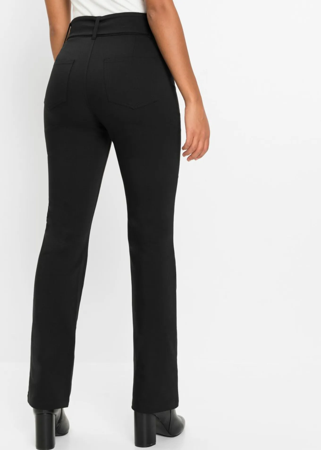Pantalón elástico con cinturón