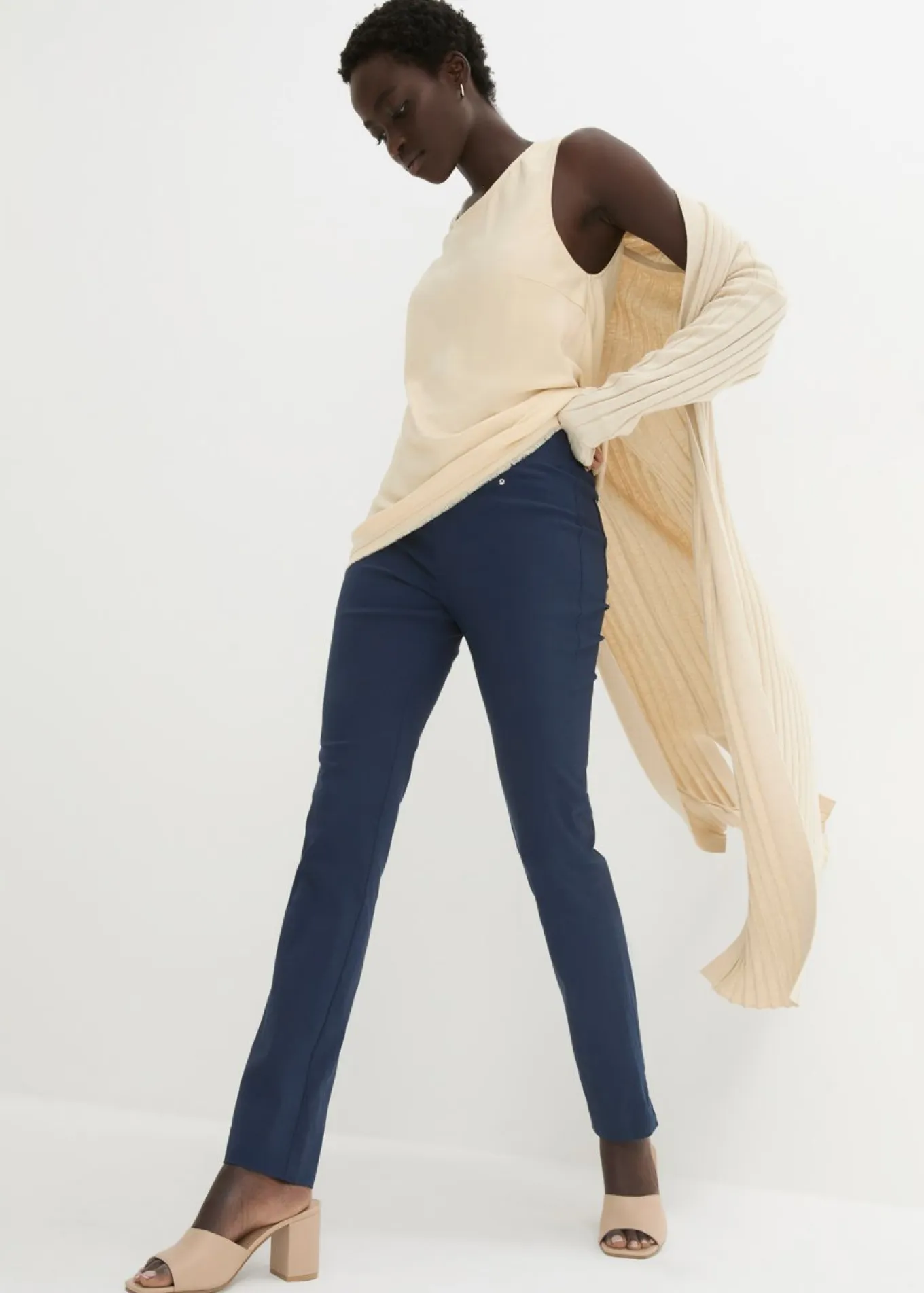 Pantalón elástico con cintura antideslizante
