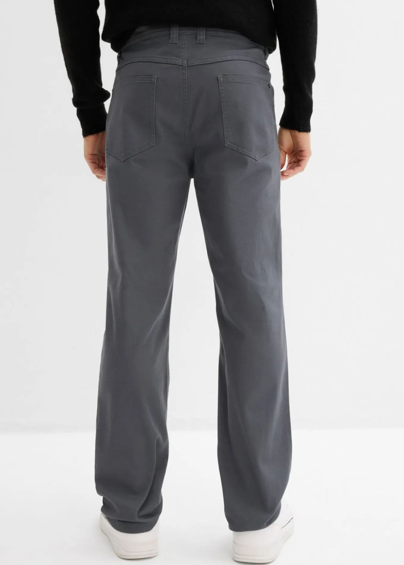 Pantalón elástico con corte clásico, cinturilla elástica y forma recta