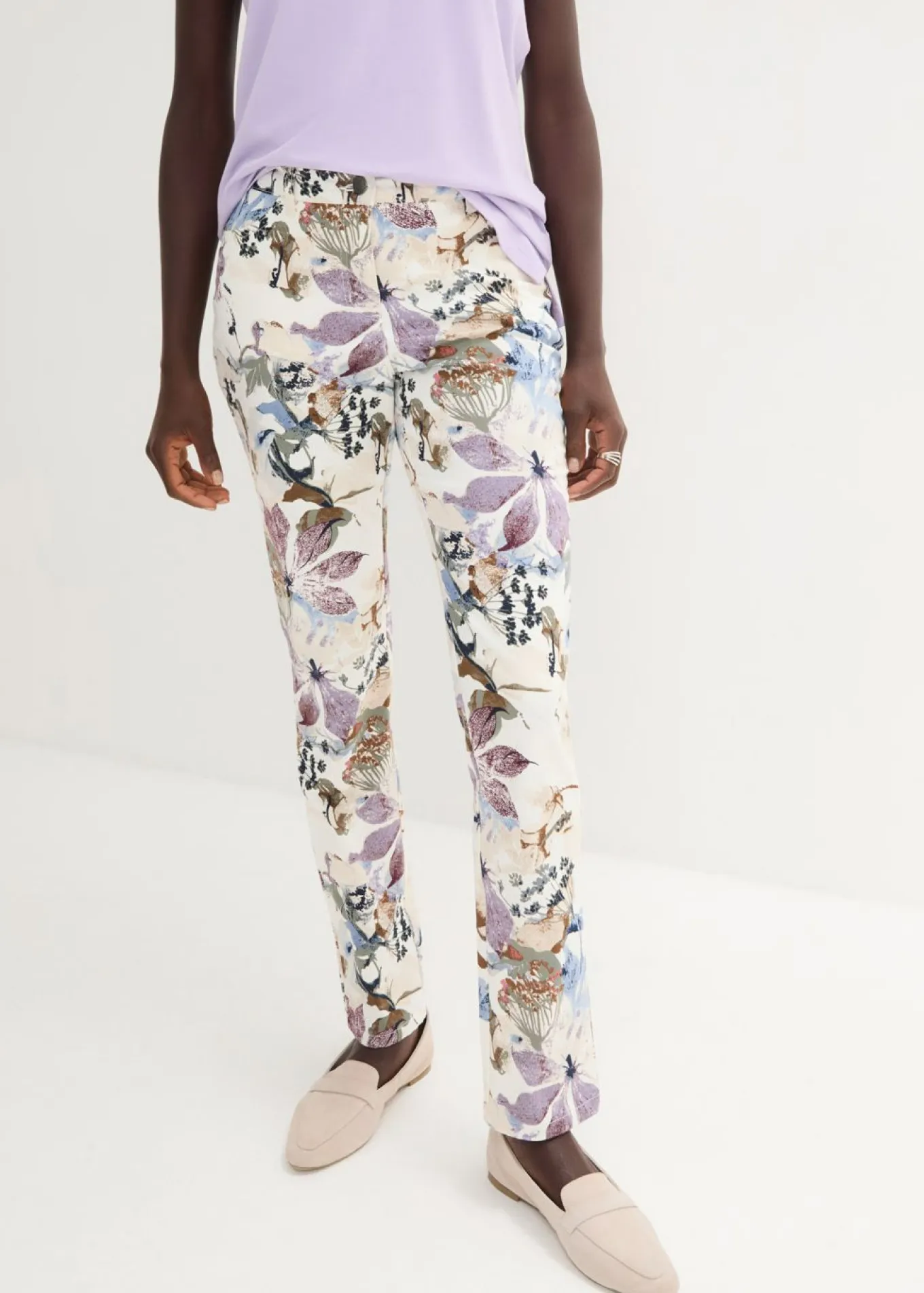 Pantalón elástico con estampado de flores