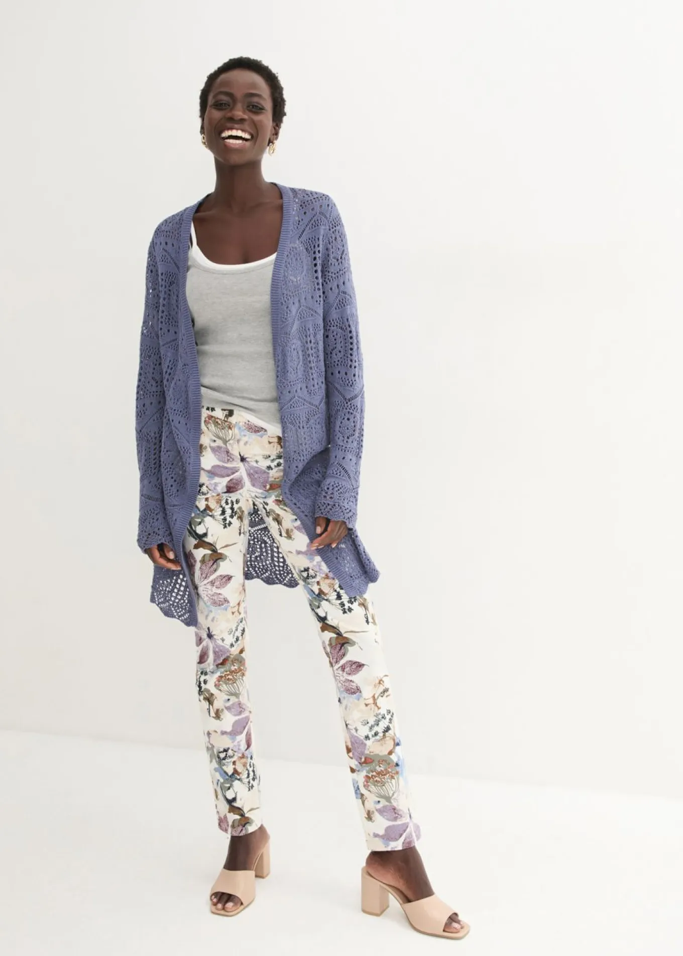 Pantalón elástico con estampado de flores