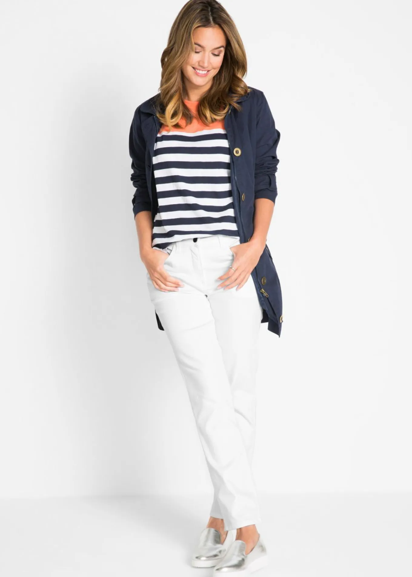 Pantalón elástico con perneras rectas, mid waist