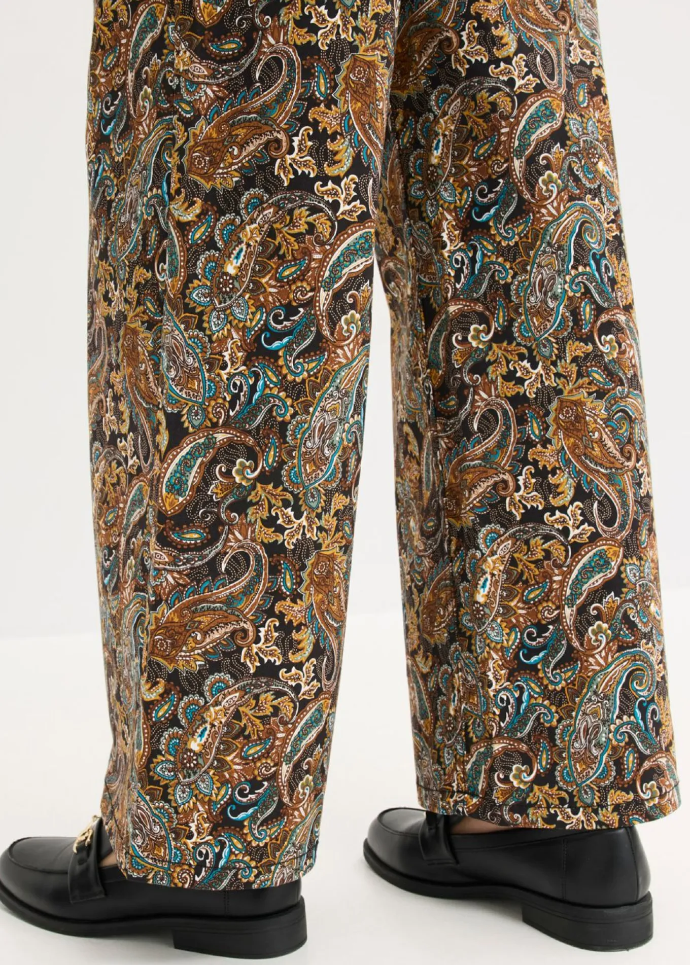 Pantalón elástico de algodón con perneras anchas