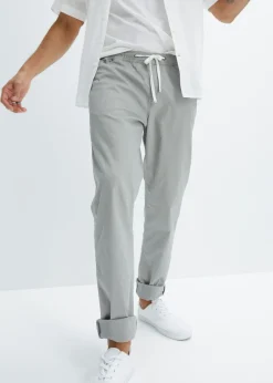 Pantalón elástico de corte regular y recto