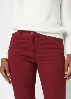 Pantalón elástico de corte slim