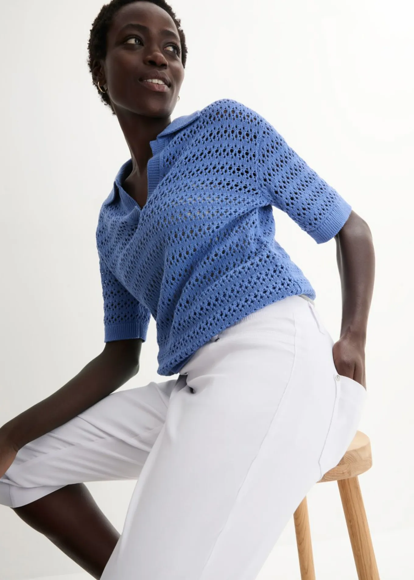 Pantalón elástico de corte capri con cintura elástica