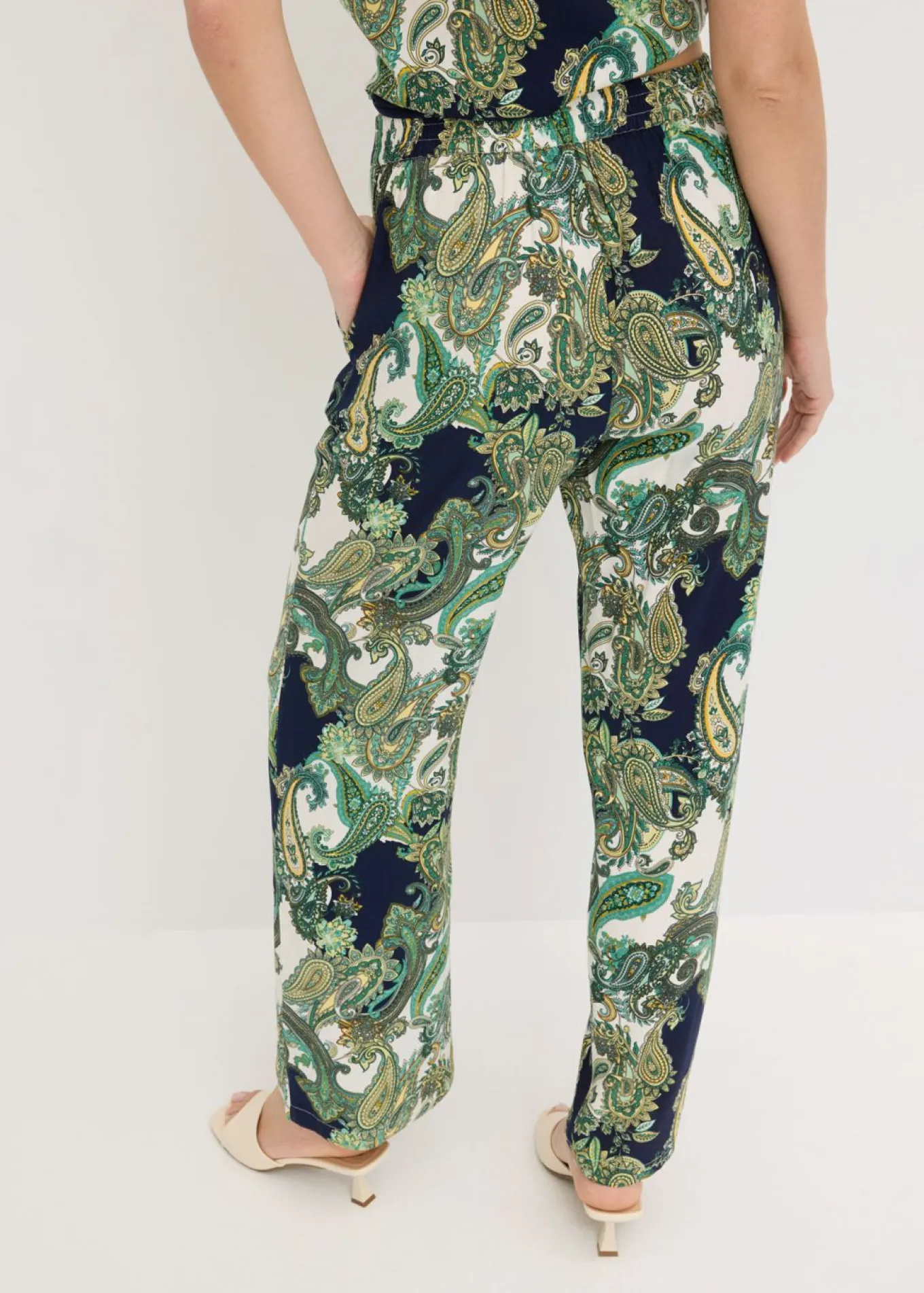 Pantalón estampado de viscosa fluida