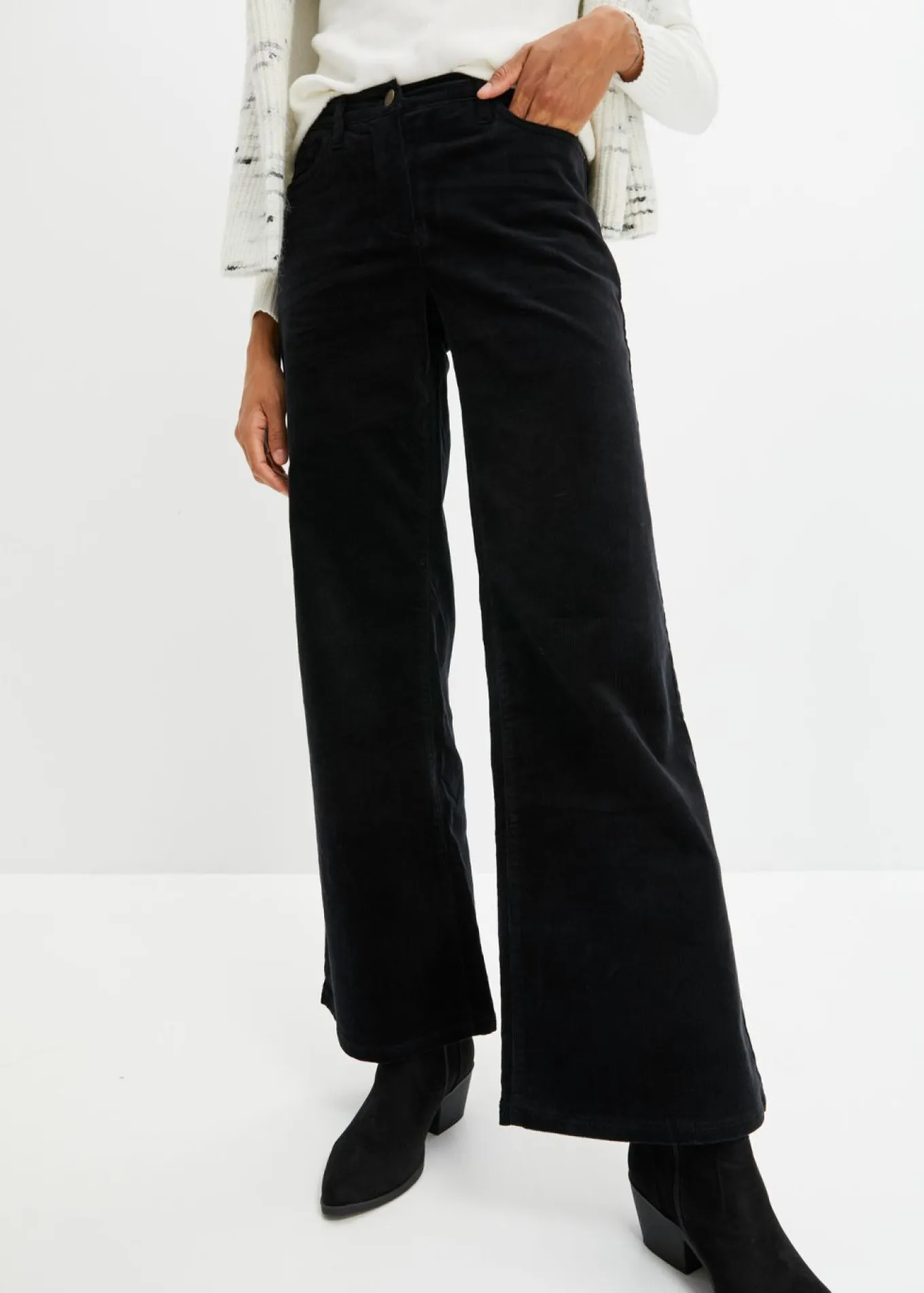 Pantalón estilo Marlene de pana