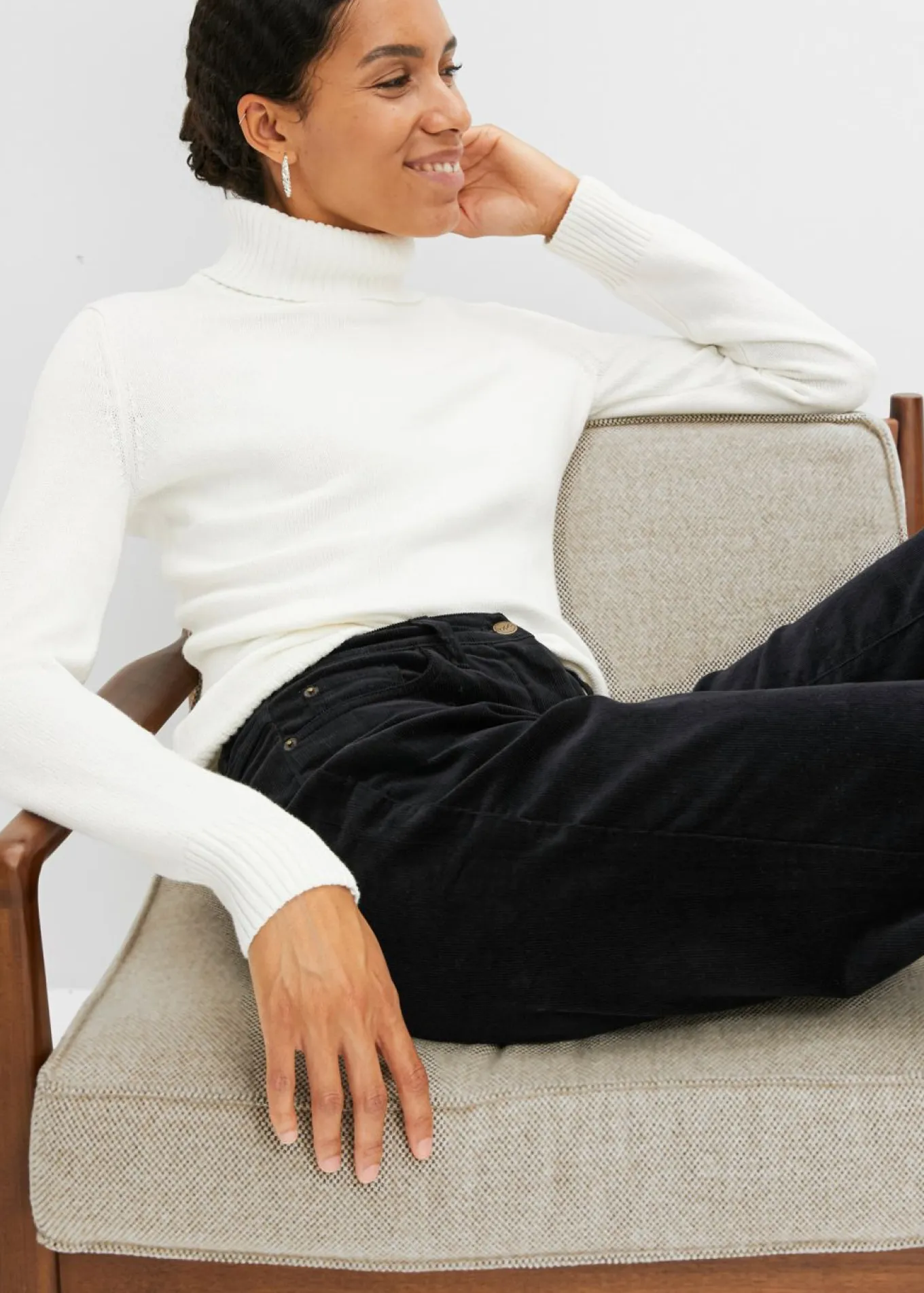 Pantalón estilo Marlene de pana