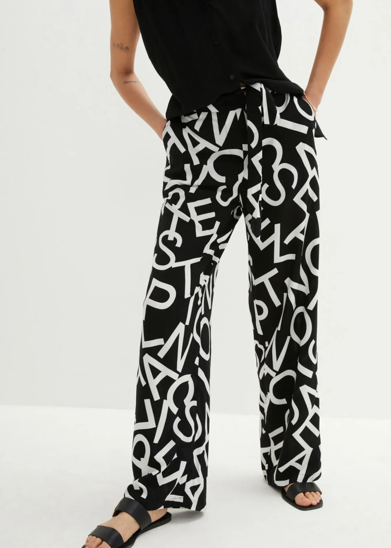 Pantalón Marlene con cinturón