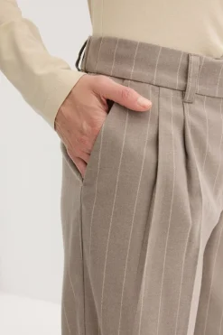 Pantalón Marlene de raya diplomática