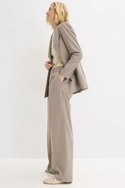 Pantalón Marlene de raya diplomática
