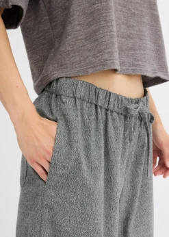 Pantalón palazzo con aspecto de lana