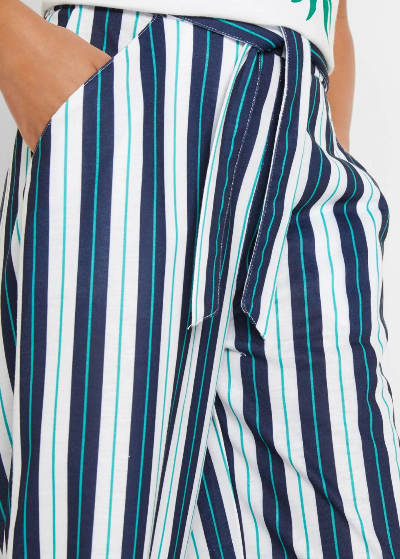 Pantalón palazzo con cinturilla elástica